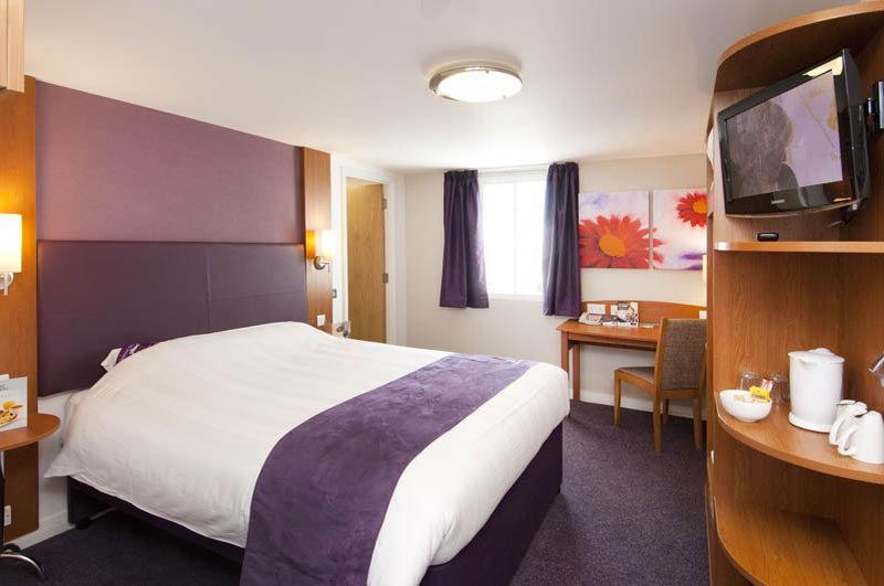 Premier Inn Glasgow Newton Mearns Zewnętrze zdjęcie